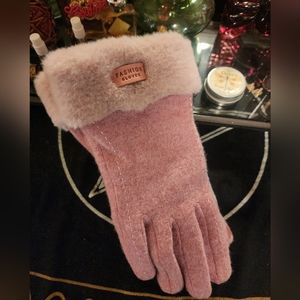 Soft Pink Fashion Gloves